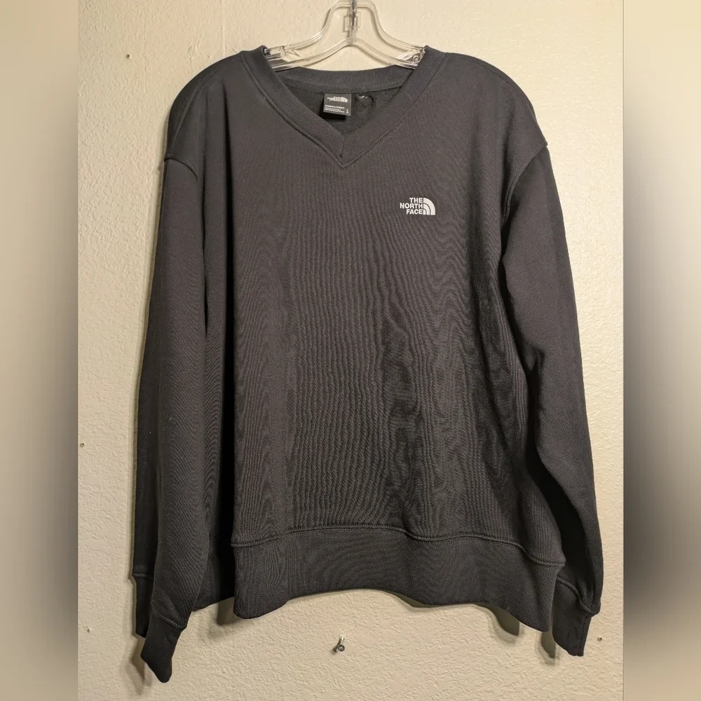 The North Face Men's Black Sweater Size Large Pre-owned Hole Back Neck